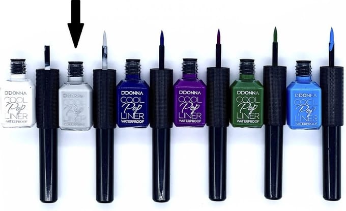 D'Donna - Cool Pop Vloeibare Eyeliner - Waterproof - Licht Grijs - Nummer 2