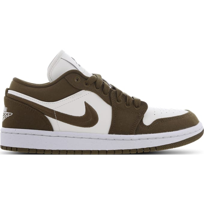 Jordan 1 Low Sneakers Dames - Groen - Maat 41 - Leer, Synthetisch