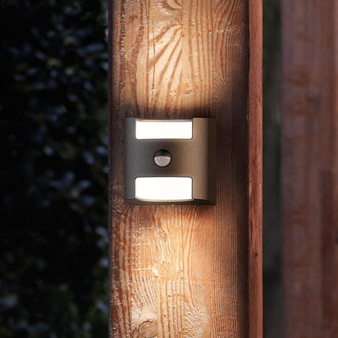 Philips Grass - sensor wandlamp in antraciet met LED licht