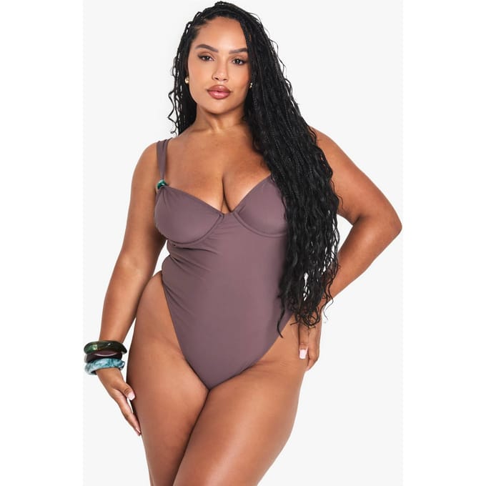 boohoo Dames PLUS RESIN TRIM ZWEMKOSTUUM | Chocoladebruin | Maat: 56