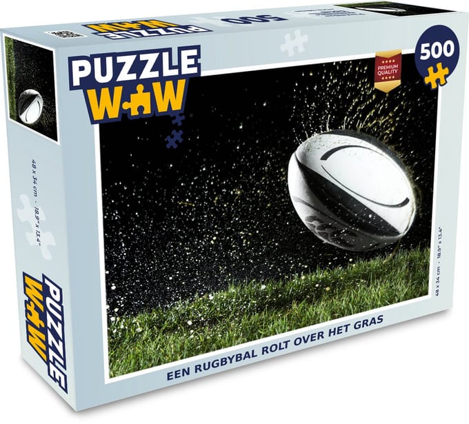 Puzzel Een rugbybal rolt over het gras - Legpuzzel - Puzzel 500 stukjes