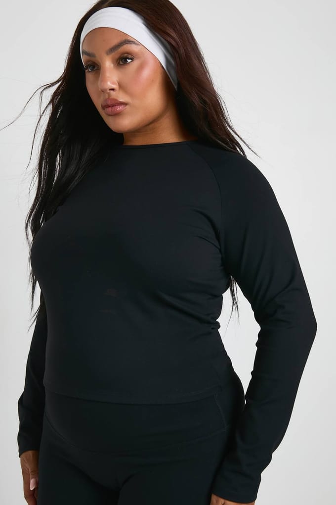boohoo Dames Plus Supersoft Naaddetail Lange Mouwen Top | Zwart | Maat: 48