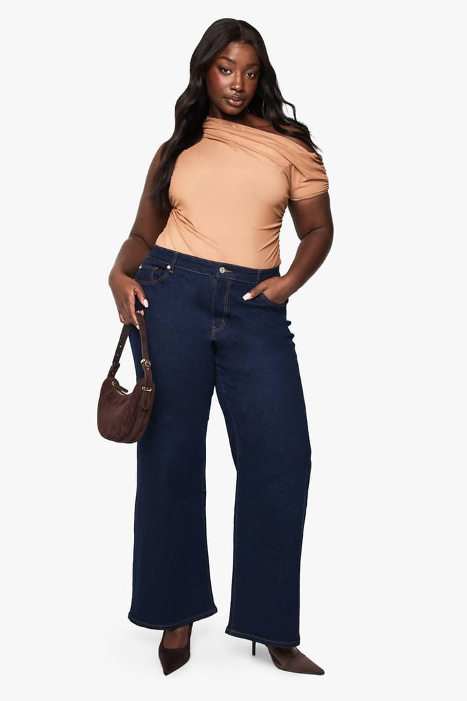 boohoo Dames PLUS MESH OVERLAY GERUCHTE BODYSUIT | Taupe | Maat: 52