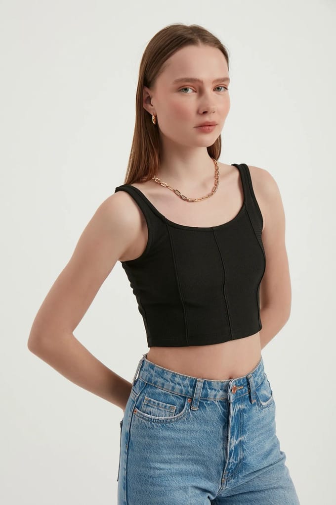 Scoop Neck Basis Mouwloos Cropped Top