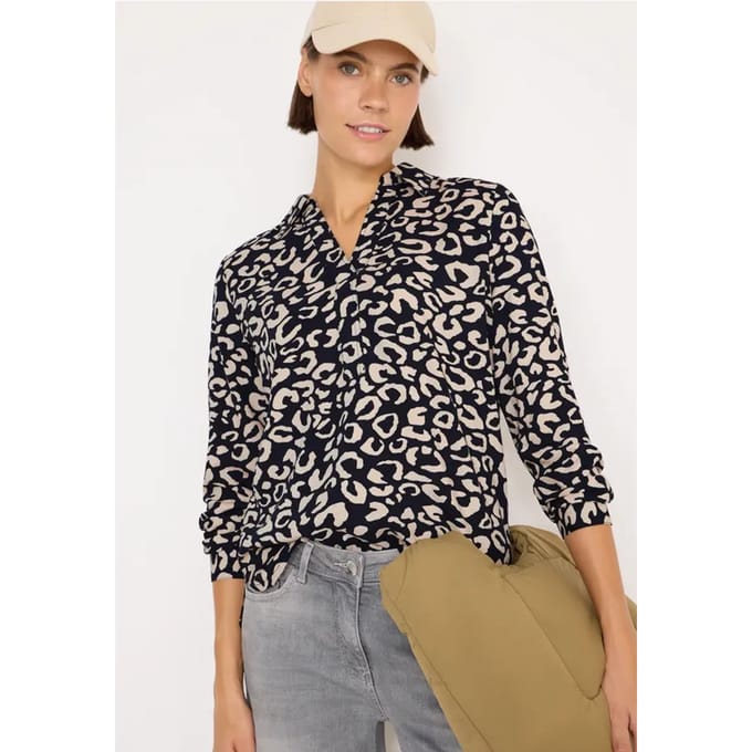 Gedessineerde blouse