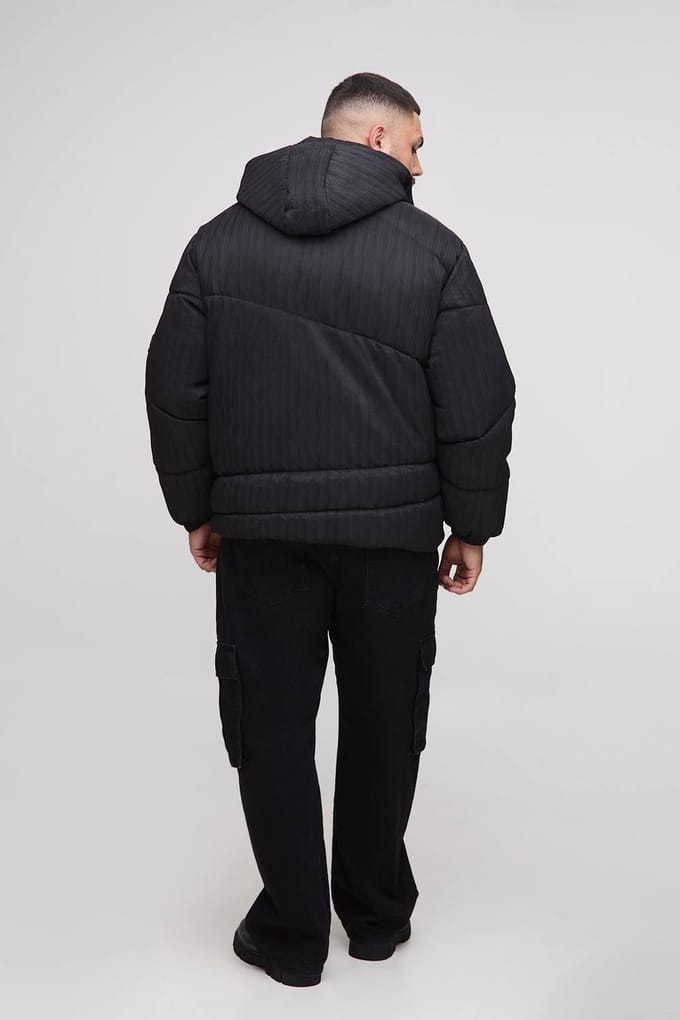 Plus Oversized Crinkle Funnel Neck Abstract Gewatteerde Pufferjas | Black | Size 2XL