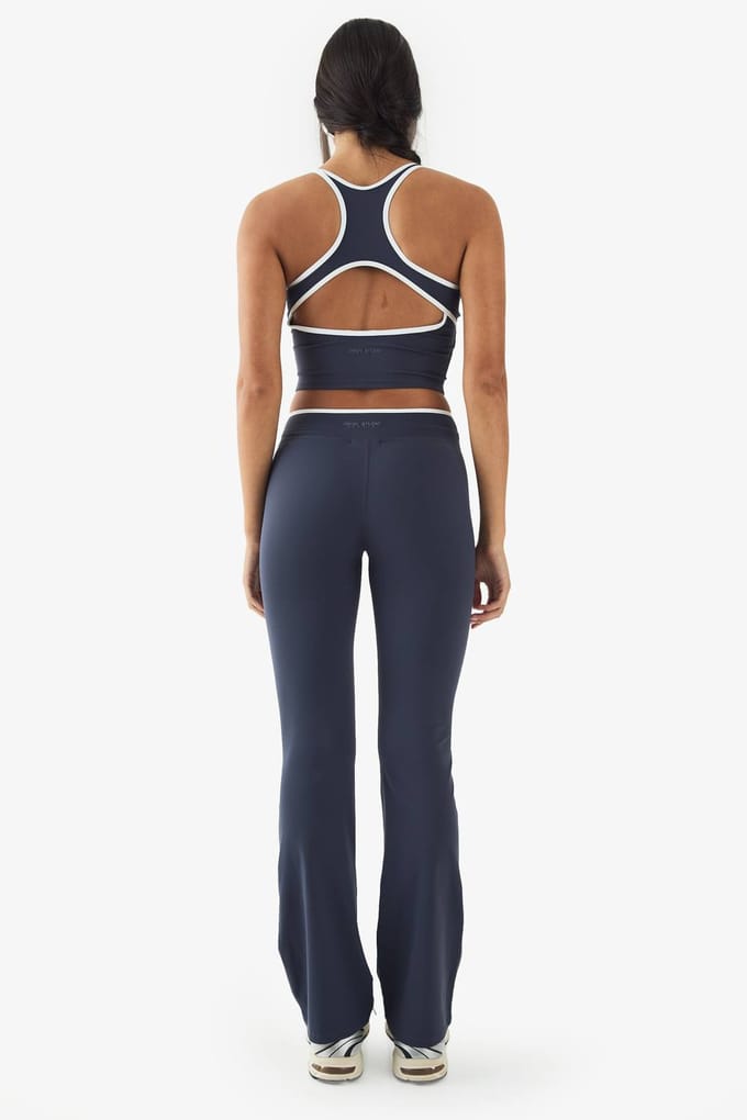 boohoo Dames DSGN Studio Ultra Sculpt Contrasterende Binding Wikkel Taille Uitlopende Legging | Midnight | Maat: 2XL