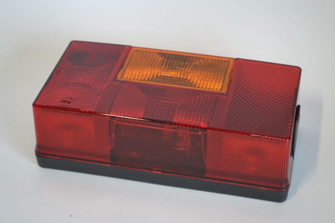 Hella achterlicht 210x108x65 Rechts