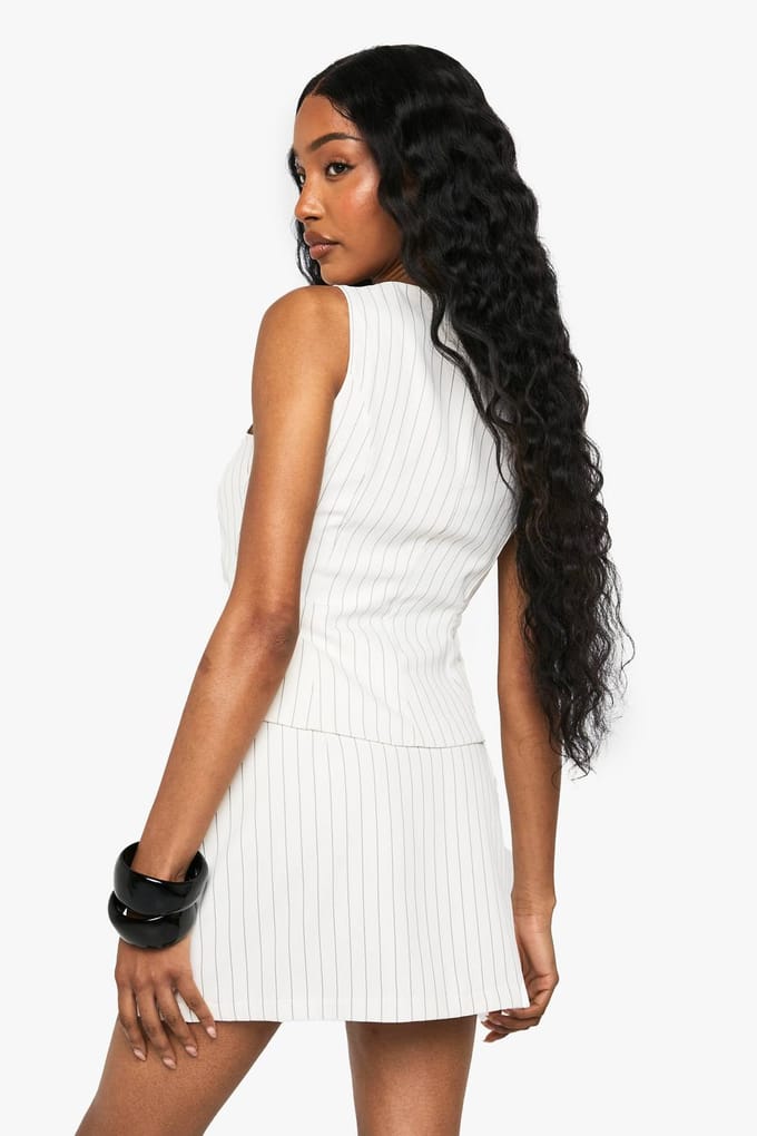 boohoo Dames Pinstripe Getailleerde Minirok | Cream | Maat: 14