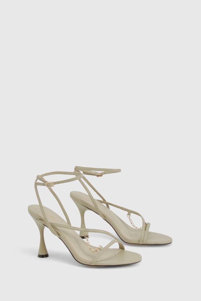 boohoo Dames Kettingdetail Uitschuivende Hakken | Sage | Maat: 4