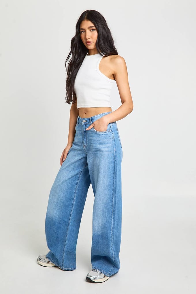 boohoo Dames Tall Basics Mid Waist Boyfriend Jeans | Medium Blauw | Maat: 8/36L