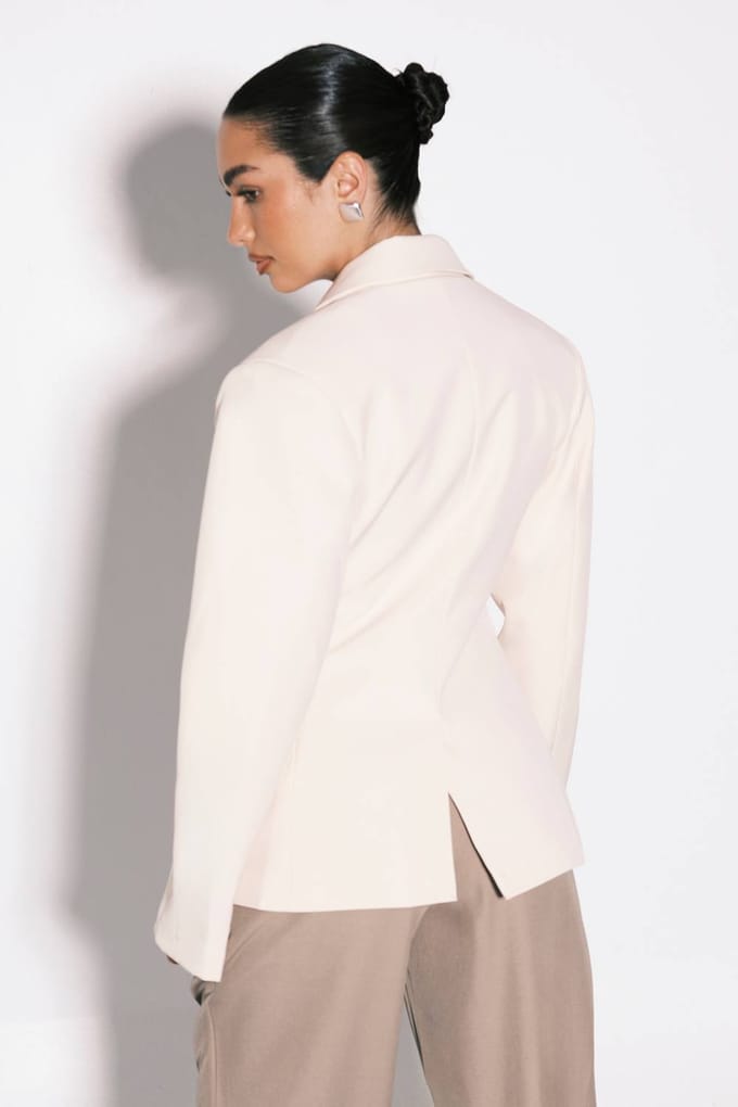 boohoo Dames Dubbele Rij Knoppen Boxy Blazer | Ecru | Maat: 34