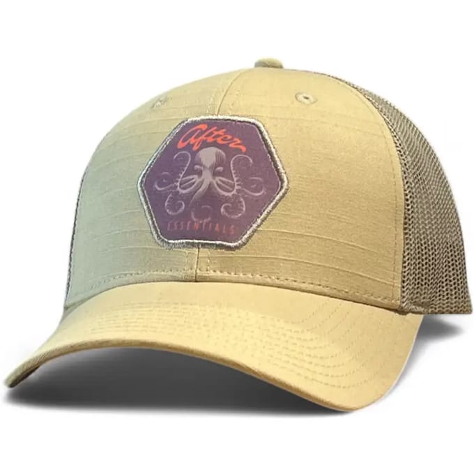 Trucker pet After Essentials