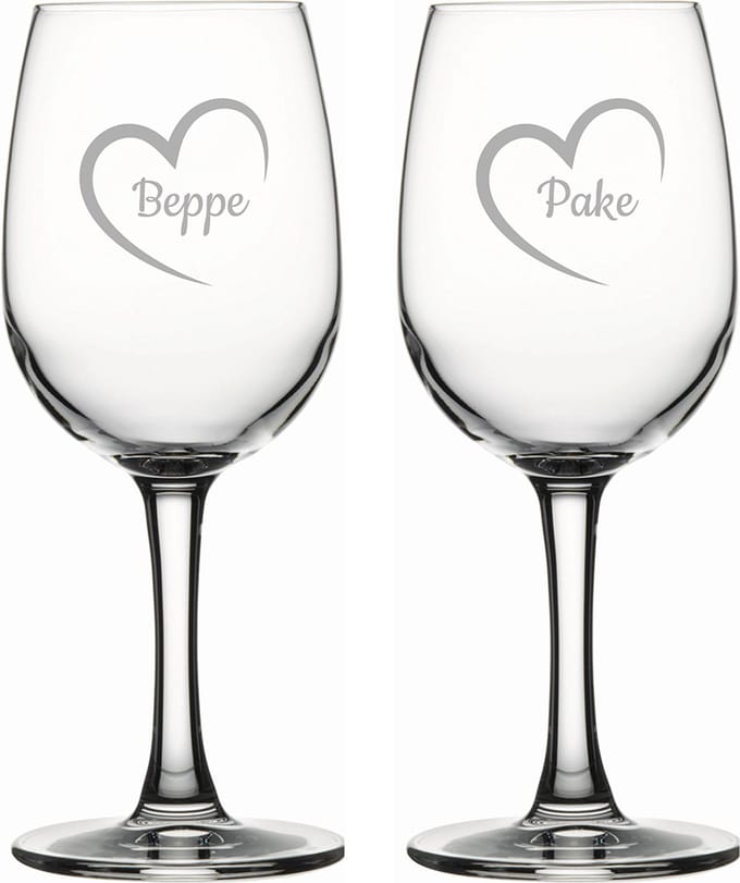 Gegraveerde witte wijnglas 26cl Pake mei hert & Beppe mei hert