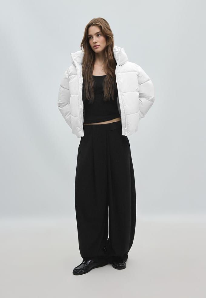 Stradivarius Basis gewatteerd jack met capuchon  Ecru XL