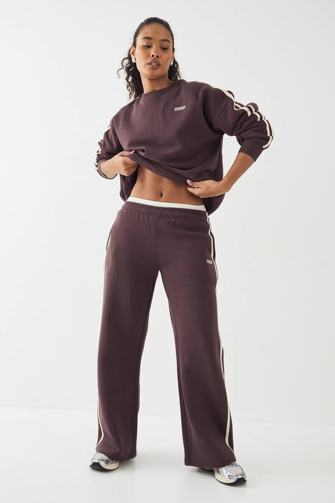 Dames DSGN Studio Side Stripe Straight Leg Jogger | Chocolate | Maat: XL
