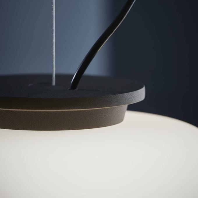 Frandsen Supernate Hanglamp Ø38 Opaal Wit/ Zwart