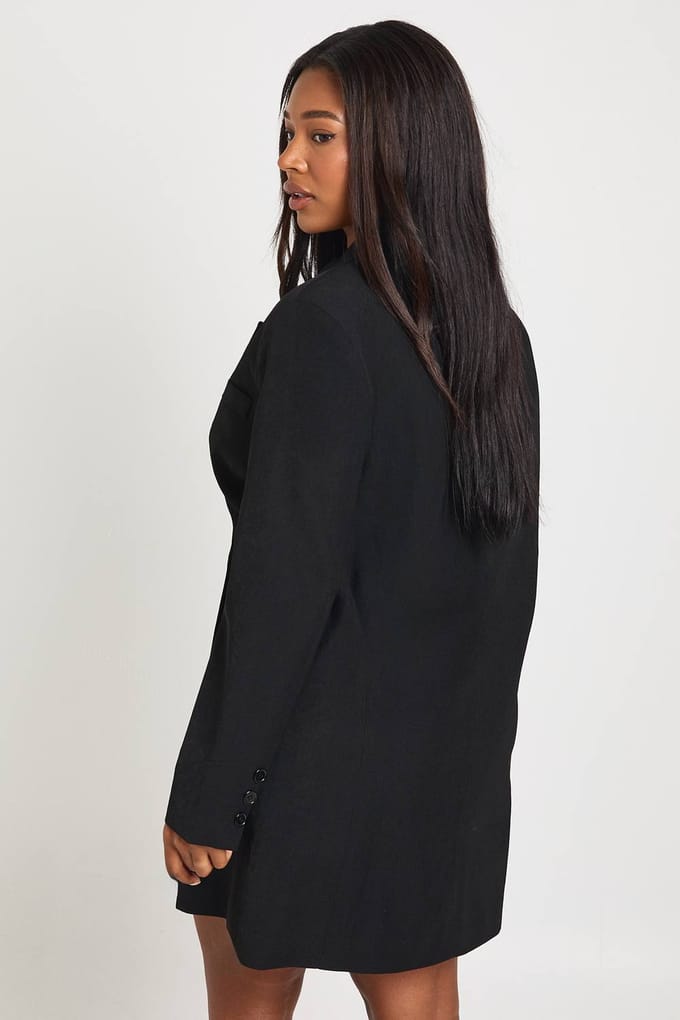 boohoo Dames Plus Wrap Hoorn Knoop Oversized Blazer Jurk | Zwart | Maat: 48