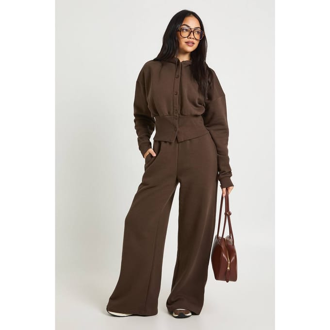 boohoo Dames Capuchon-trainingspak met getailleerde taille en doorlopende knoopsluiting | Chocoladebruin | Maat: Small