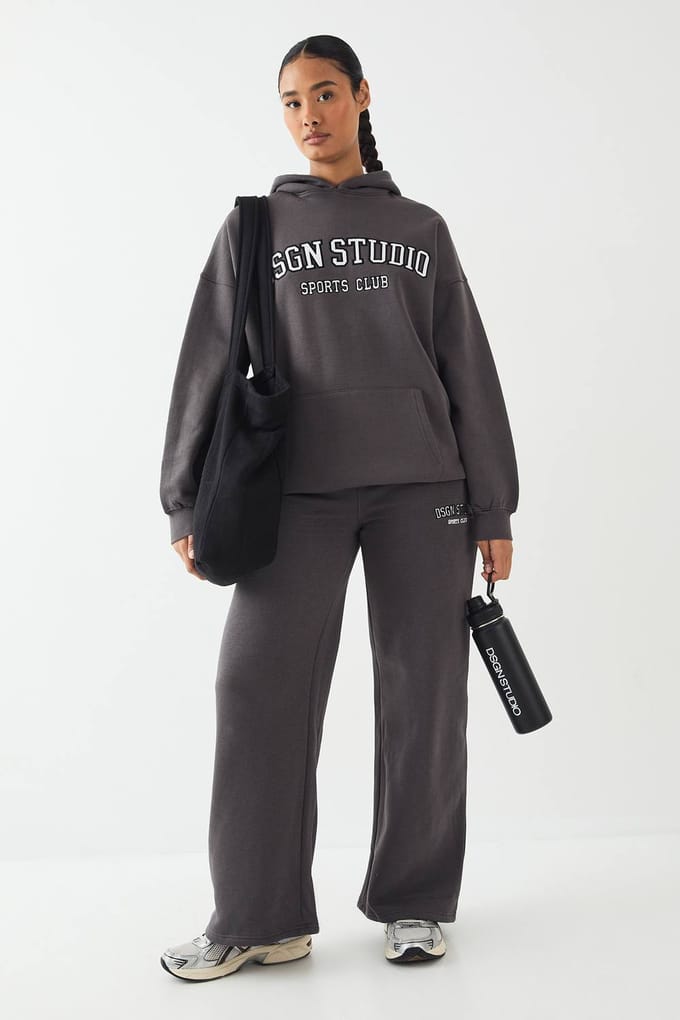 boohoo Dames DSGN Studio Applique Oversized Hoodie | Houtskool | Maat: Medium