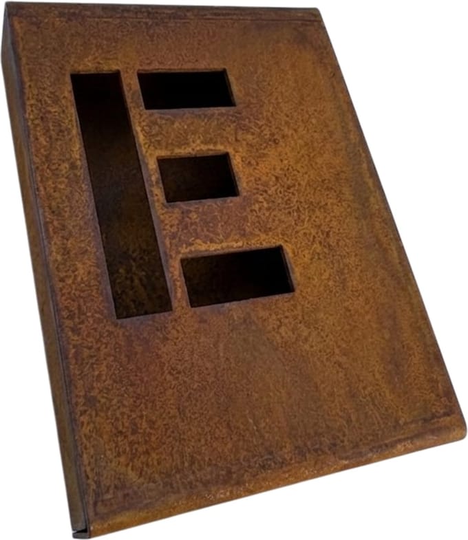 Huisnummerbord BLOQ - Letter: E - Cortenstaal - 3D effect