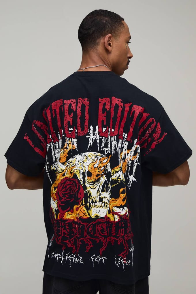 Oversized Limited Edition T-shirt Met Over The Seams Print | Black | Size Large