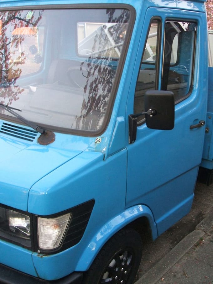 Zijwindschermen tbv Mercedes bus type T1 / 207 - 410 getint pasvorm