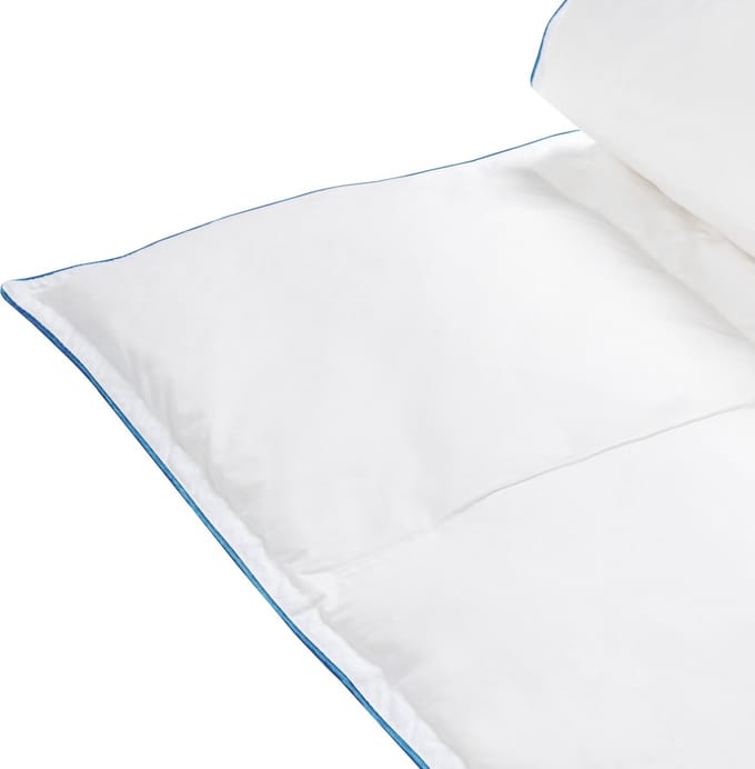 CERVINO - Dekbed licht warm - Wit - 220 x 240 cm - Eendendons