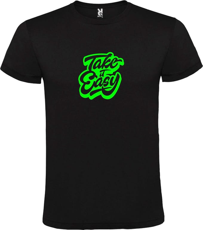 Zwart T-Shirt met “ Take it Easy “ afbeelding Neon Groen Size S
