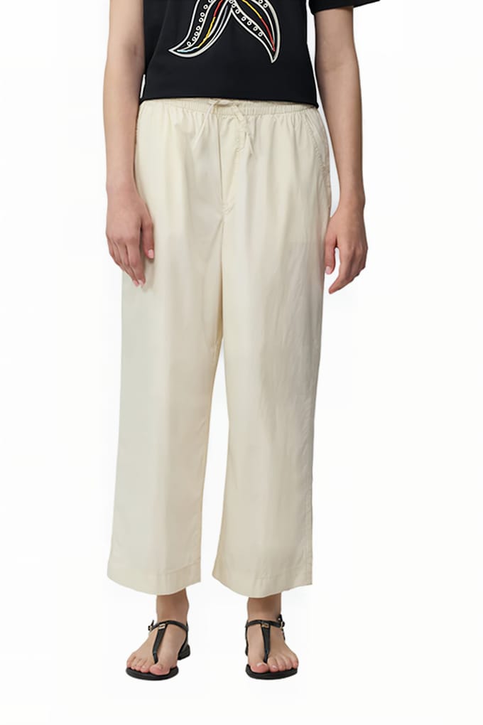 s.Oliver  Hosen Off White Größe: W40 | Stoffhosen Outlet | Damen | Weiß