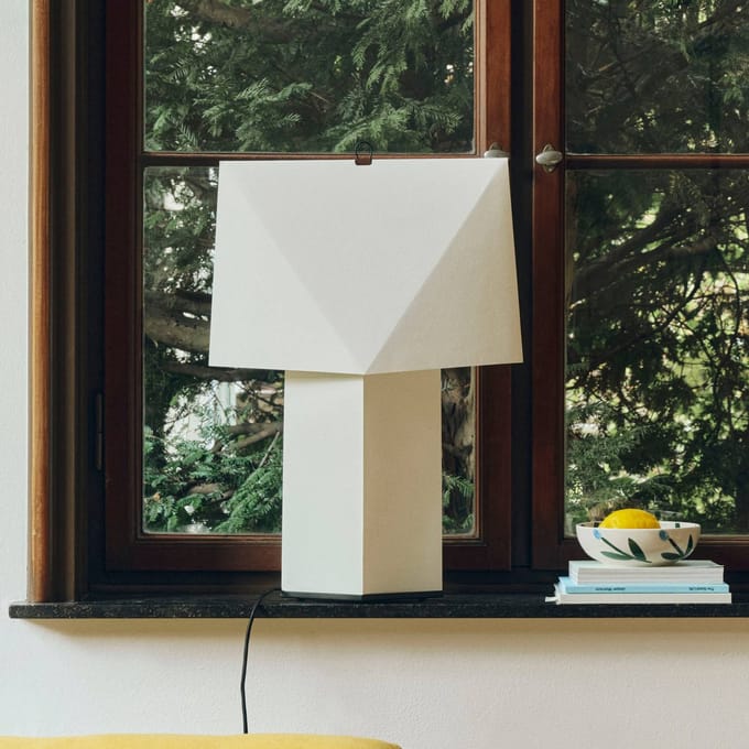 HAY Tafellamp Aplat, hoogte 44 cm, wit, zijdepapier, E14