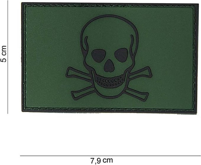 101 Inc Embleem 3D Pvc Skull And Bones  10070
