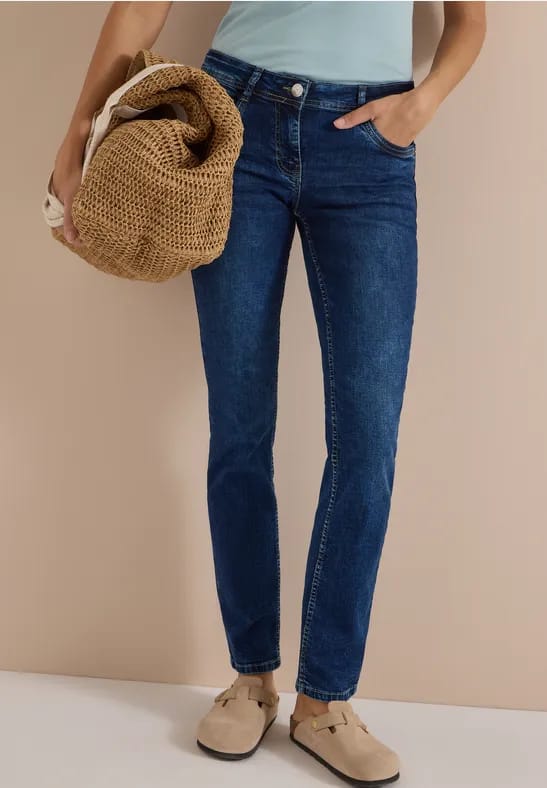 Jeans met Mid Waist-taille en Straight Leg-pijpen in casual pasvorm