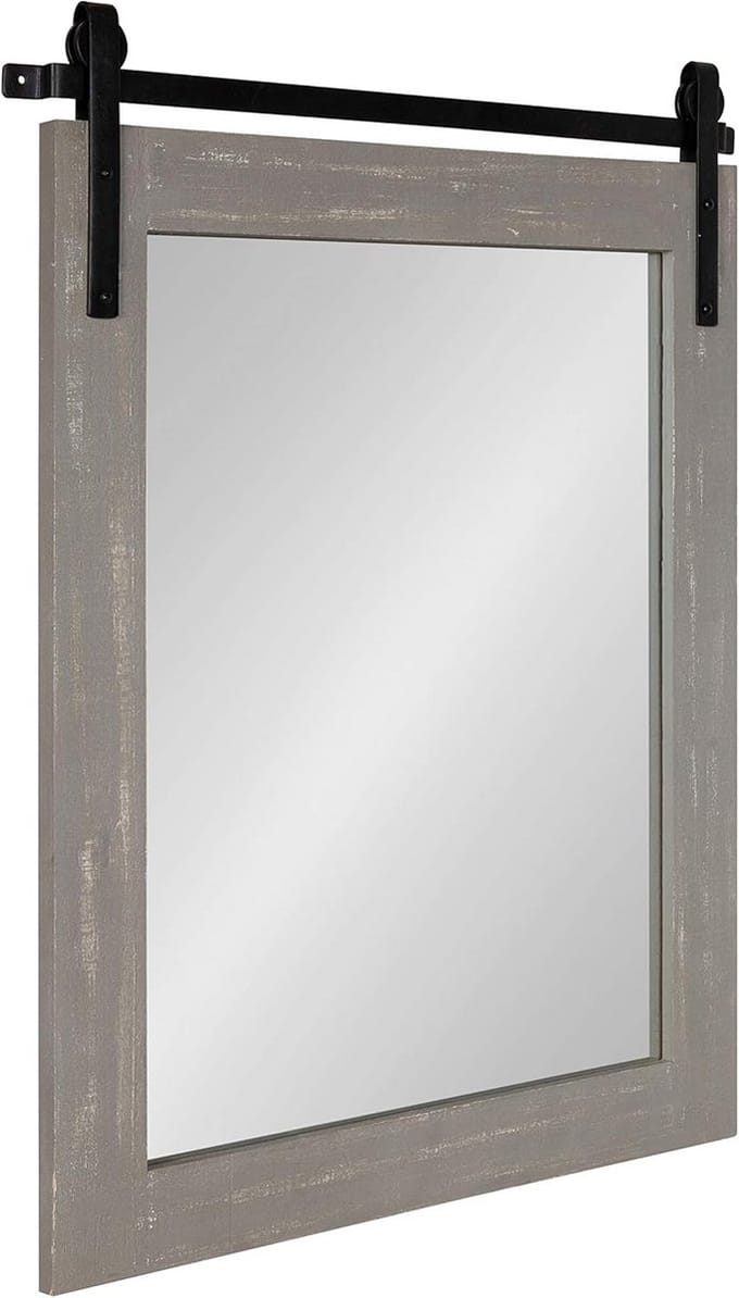 Rustieke Wandspiegel met Houten Frame en Metalen Beugels