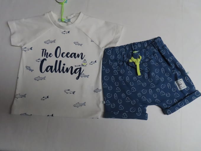 Ensemble - Jongens - T shirt + short - Ecru / blauw - Ocean - 9 maand 74
