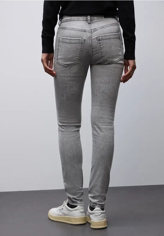 Slim Fit jeans