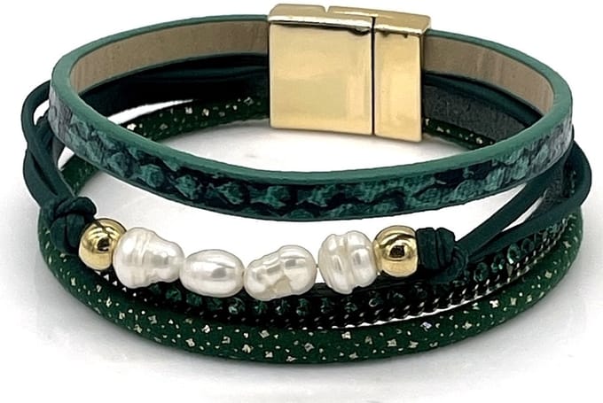 Armband - leer met parels - groen - 18x1,5 cm - dames