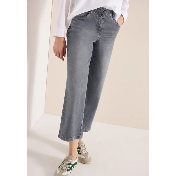 7/8 High Waist Wide Legs jeans in Loose Fit