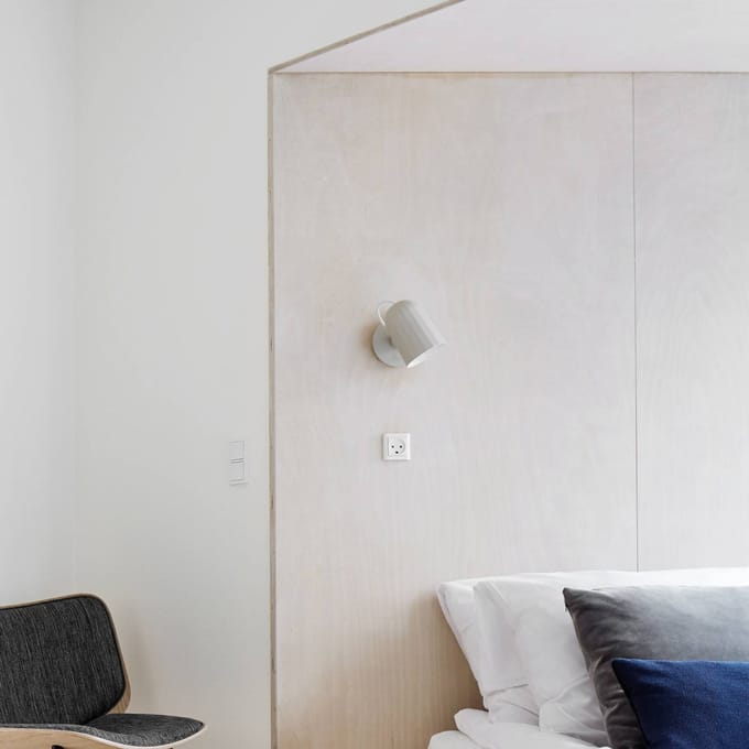 HAY wandlamp Noc Wall Button, wit, metaal, E14