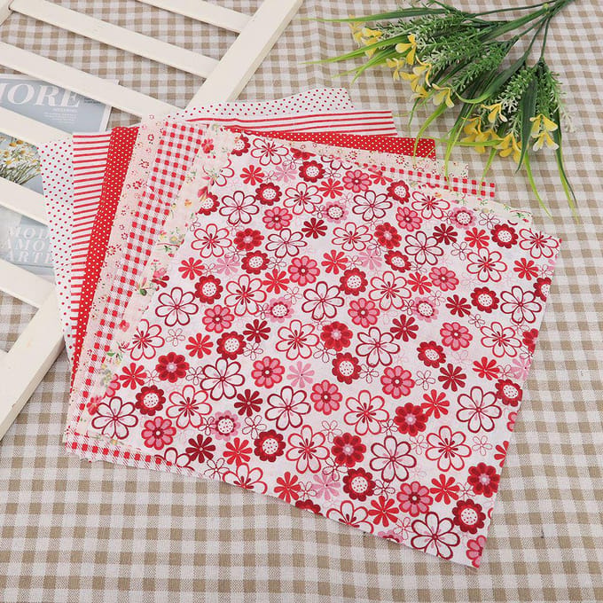 7pcs Cotton Fabric Square Flower Pre cut DIY Patchwork Cloth Red Flower Series(25 * 25 cm) beige