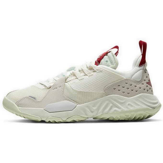 Jordan Delta SP Sail Red (aux femmes) 38.5 gray