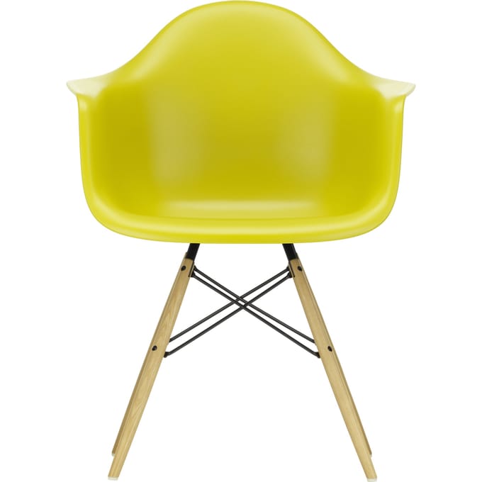 Vitra - DAW Eames Plastic Armchair - mosterd RE - honingkleurig essenhout - geel