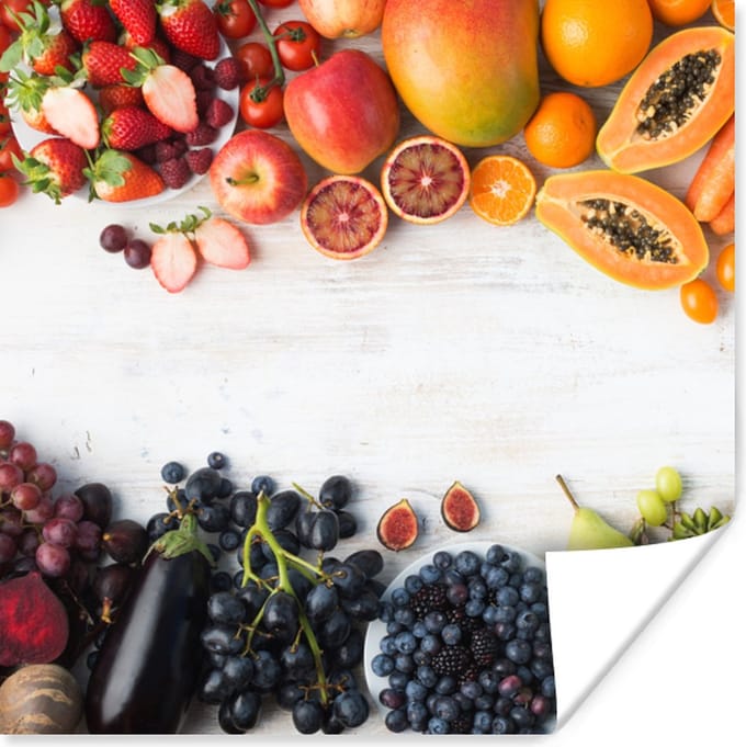 Poster Fruit - Regenboog - Aardbei - Druiven - Papaya - 30x30 cm