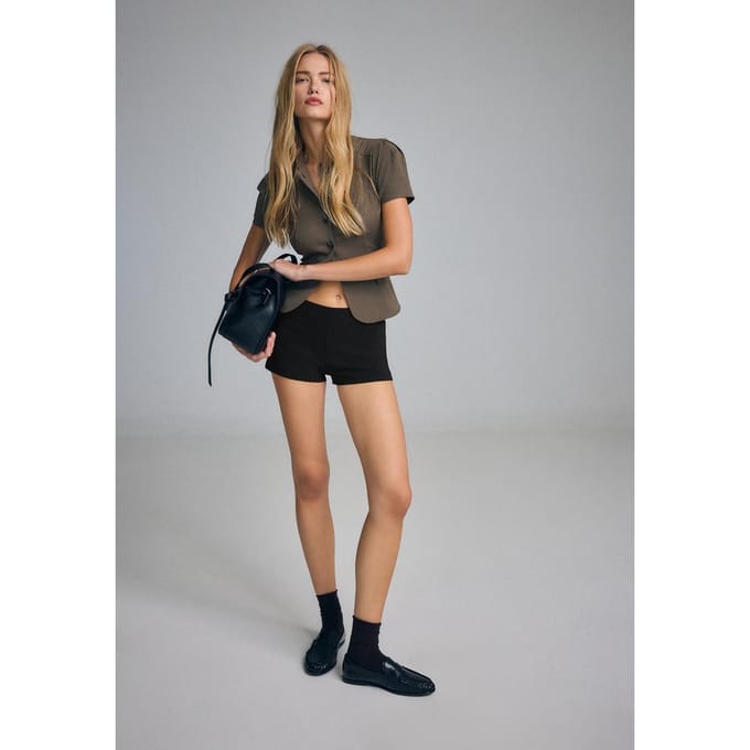 Stradivarius Getailleerd overhemd met korte mouw  Bruin S