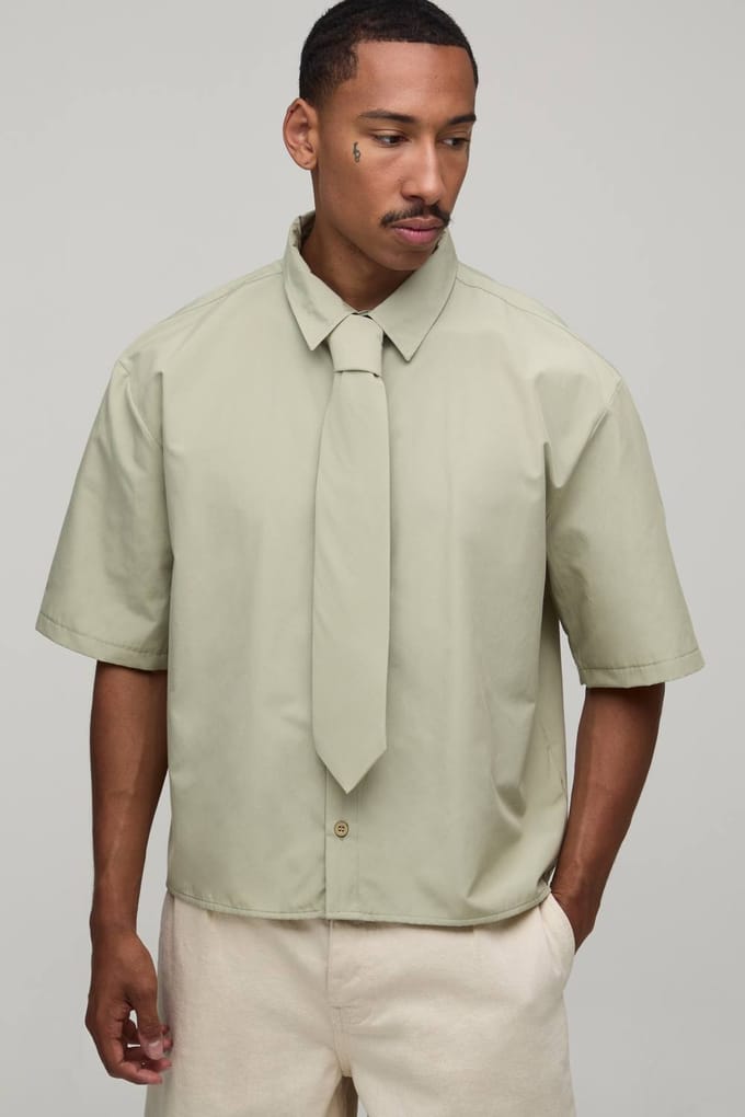Oversized Boxy Shirt Met Halve Mouw En Stropdas | Sage | Size Small