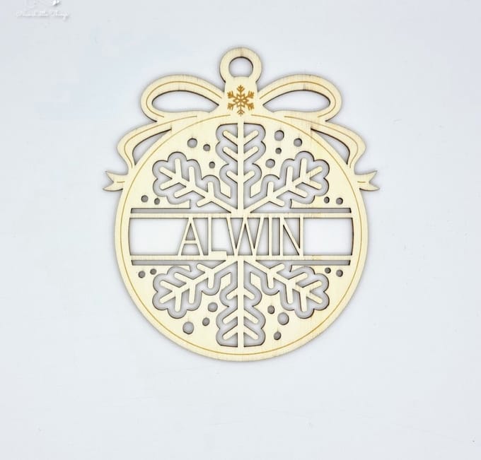 [Nice Little Things] - Maxi Kerst Ornament - Met naam - Multiplex - Sneeuwvlokje