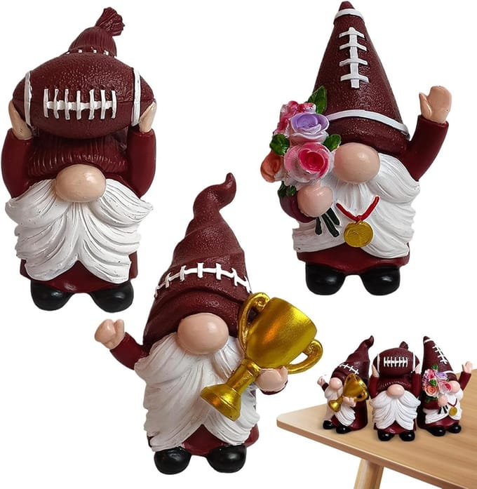 Kabouter Beeldjes - Voetbal Gnomes - Binnen Decoratie - Set van Drie - Tot 10cm Hoog