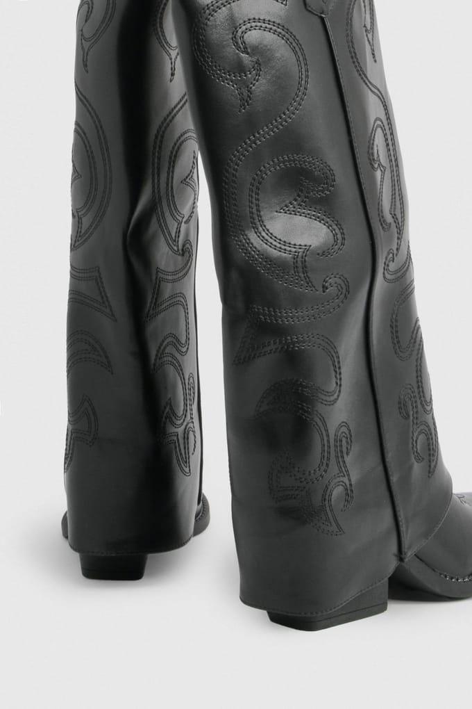 boohoo Dames Neerklapbare westerse cowboylaarzen | Black | Maat: 3