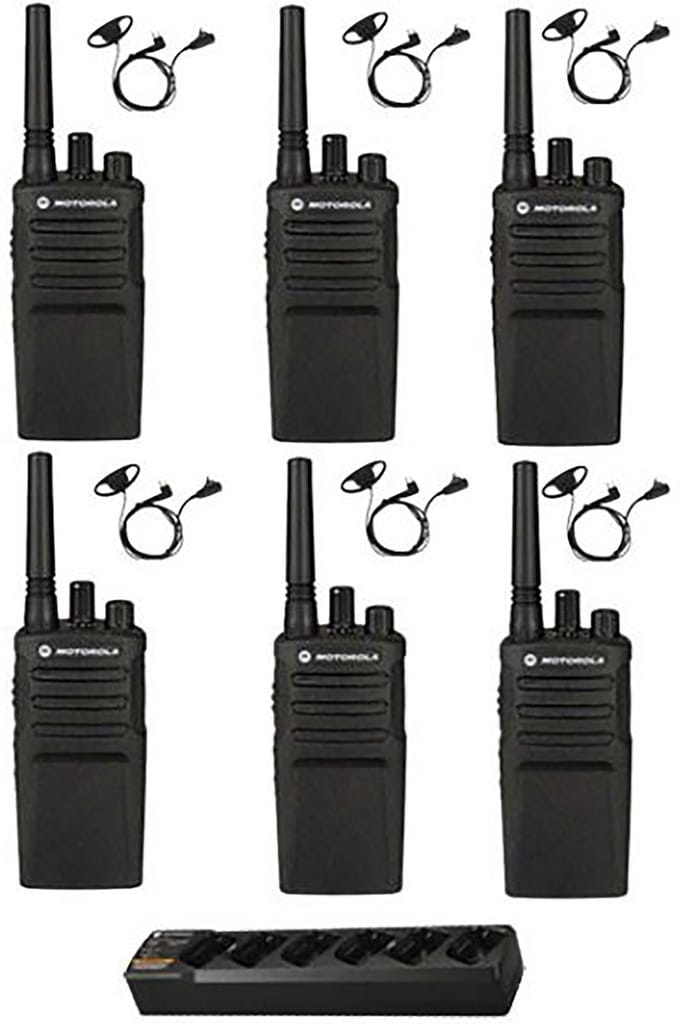Set van 6 Motorola XT420 UHF IP55 Portofoon met multilader en D-shape oortjes