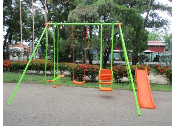Metalen schommelset 245cm hoog Schommels Schommels